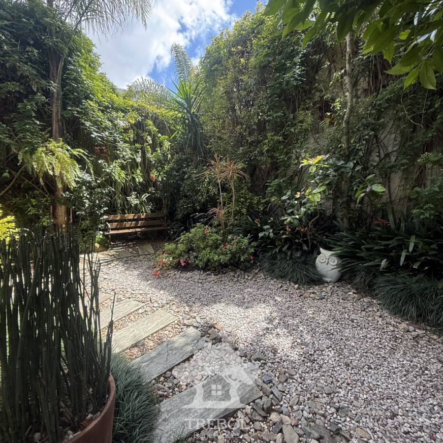 Casa ID.495 - Venta Casa 4 dormitorios 4 baños Parque Batlle Montevideo B