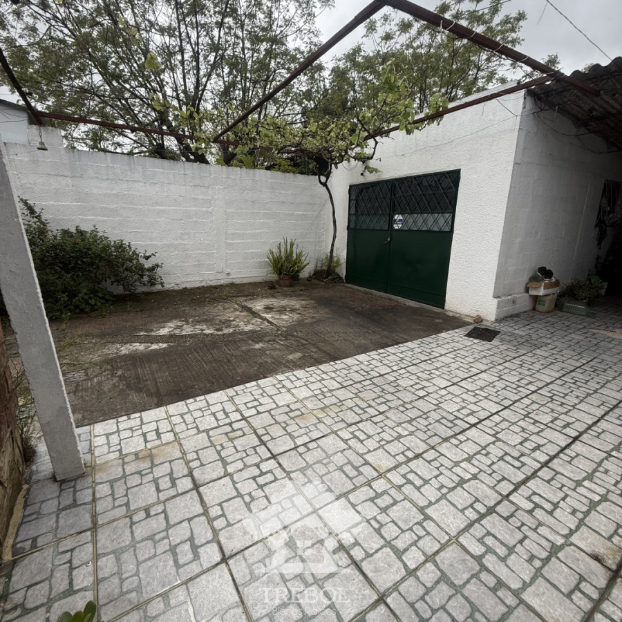 Casa ID.492 - Venta casa 3 dormitorios Nuevo Paris Montevideo B