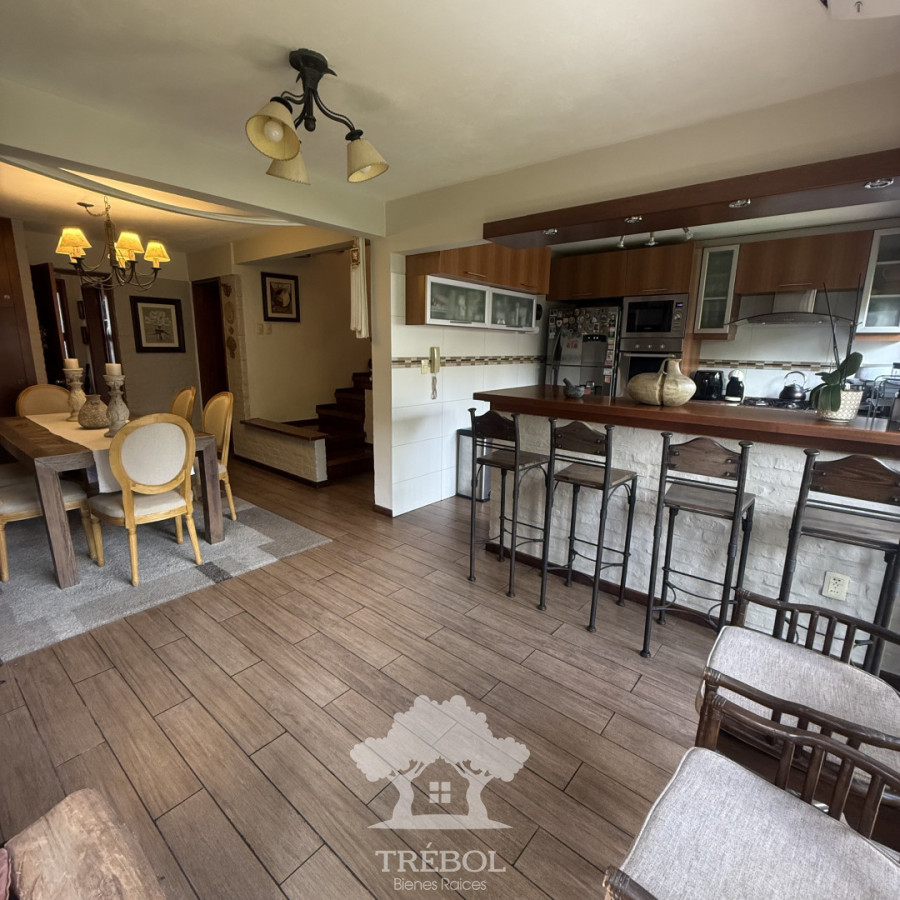 Casa ID.495 - Venta Casa 4 dormitorios 4 baños Parque Batlle Montevideo B