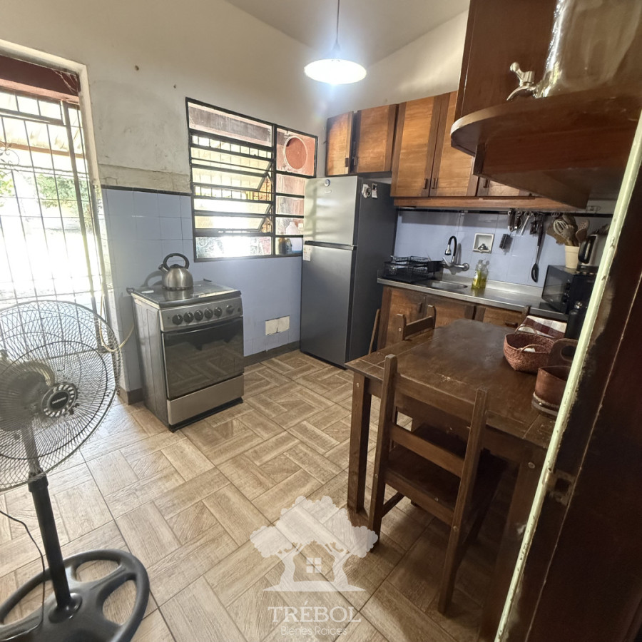 Casa ID.143 - Venta casa 2 dormitorios Villa Española Montevideo B