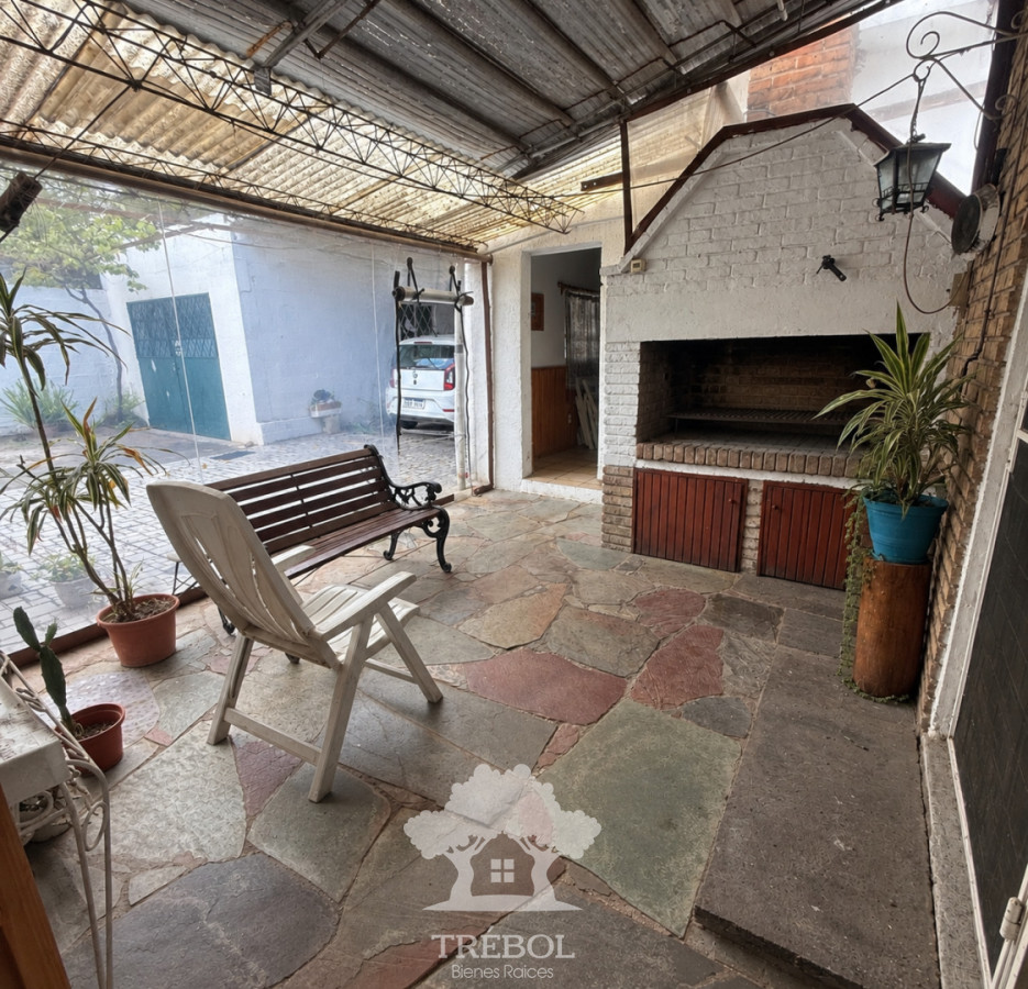 Casa ID.492 - Venta casa 3 dormitorios Nuevo Paris Montevideo B