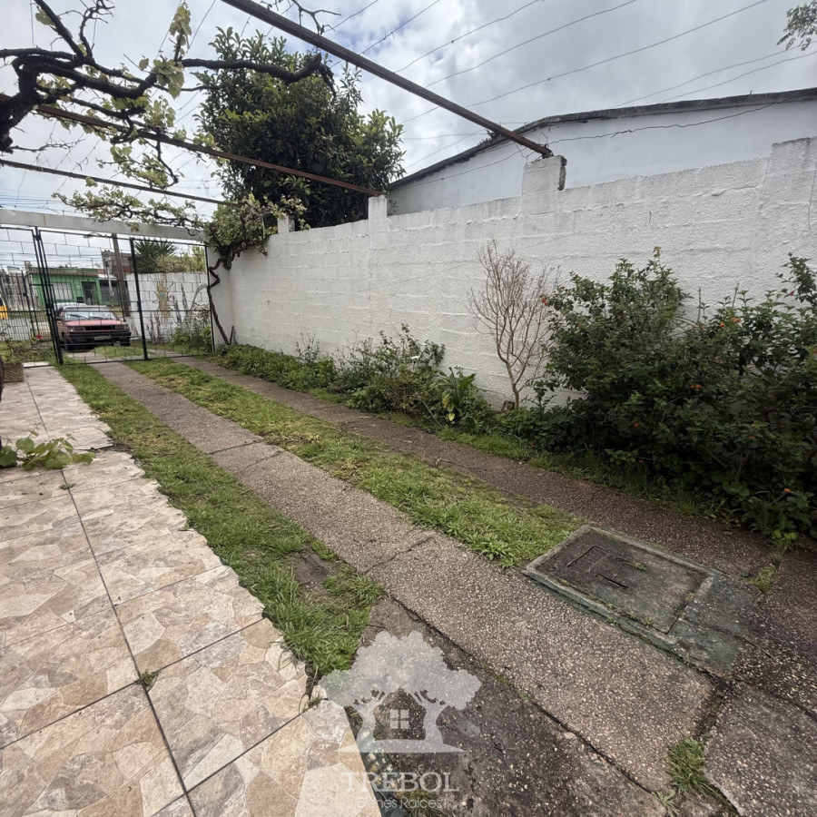 Casa ID.492 - Venta casa 3 dormitorios Nuevo Paris Montevideo B