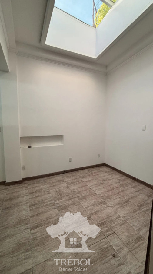 Casa ID.299 - Alquiler Casas 2 Dormitorios La Blanqueada Montevideo D