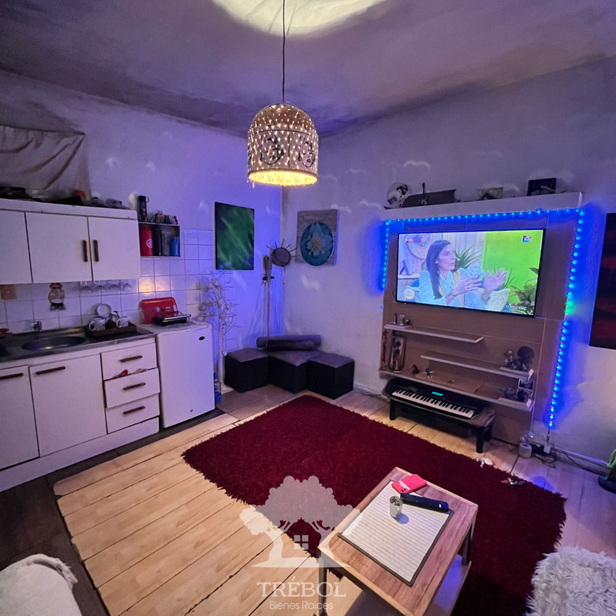 Casa ID.26 - Venta  Casa con Garaje y dos Apartamentos al fondo rentados Carrasco Norte Montevideo V