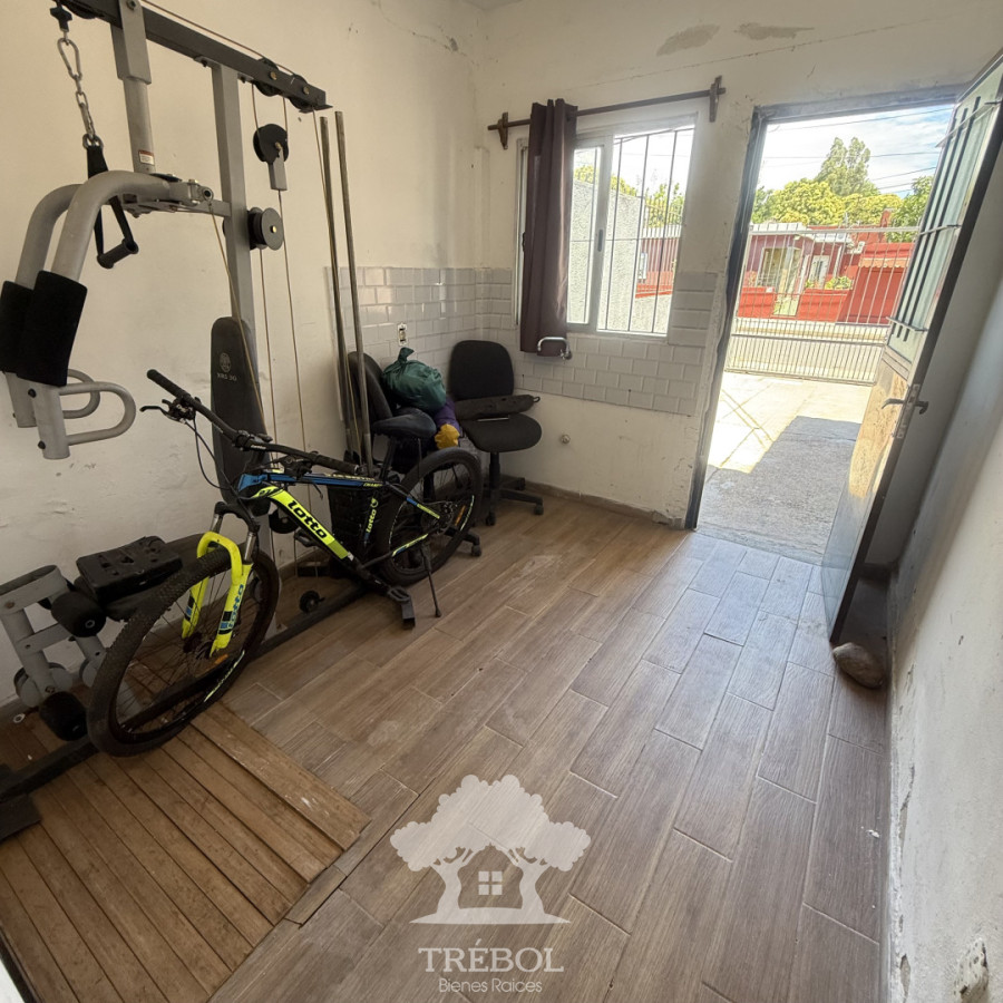 Casa ID.143 - Venta casa 2 dormitorios Villa Española Montevideo B