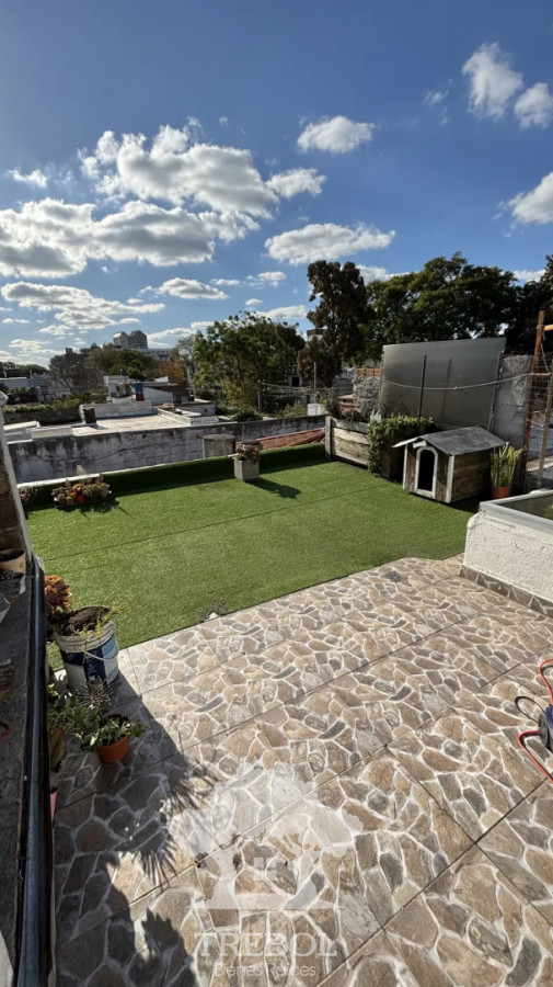 Casa ID.299 - Alquiler Casas 2 Dormitorios La Blanqueada Montevideo D