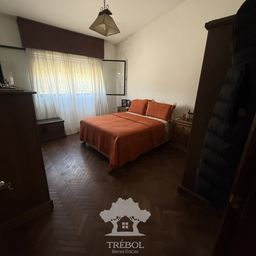 Casa ID.143 - Venta casa 2 dormitorios Villa Española Montevideo B
