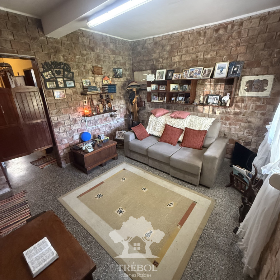 Casa ID.463 - Venta Casa 3 dormitorios Forteza Montevideo B