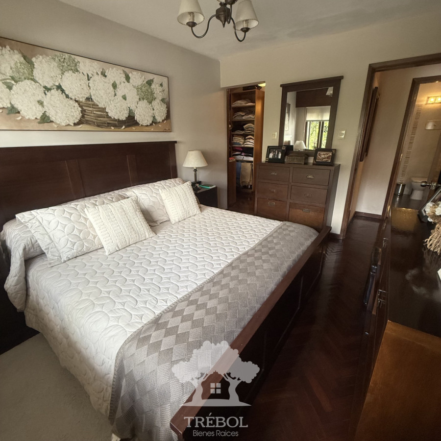 Casa ID.495 - Venta Casa 4 dormitorios 4 baños Parque Batlle Montevideo B