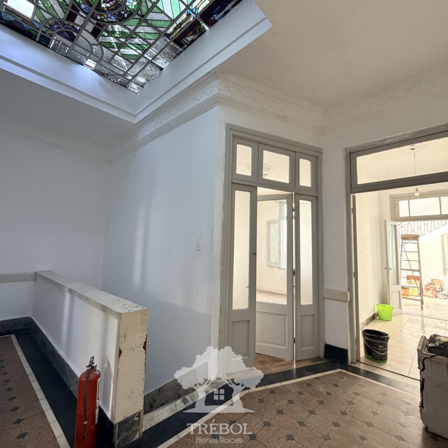 Casa ID.243 - Alquiler Casa 5 Dormitorios Ciudad Vieja  Montevideo G