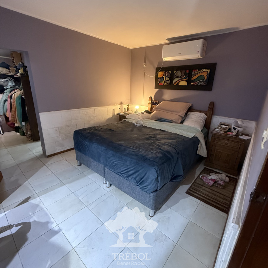 Casa ID.463 - Venta Casa 3 dormitorios Forteza Montevideo B
