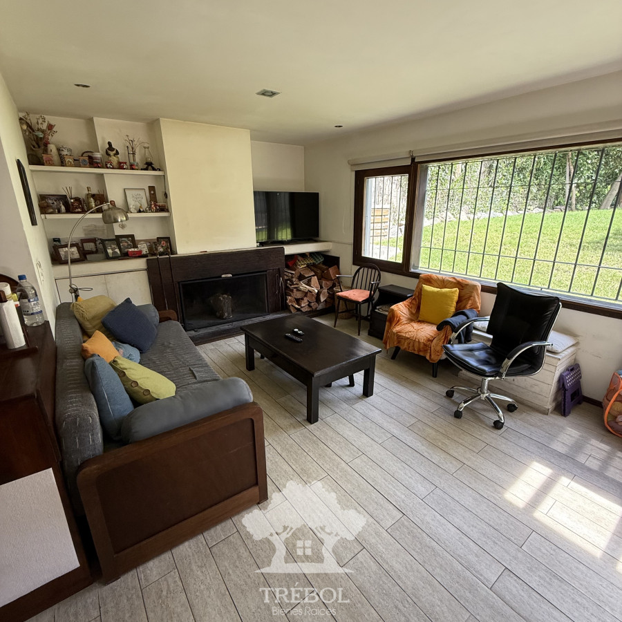 Casa ID.52 - Venta Casa 2 o 5 Dormitorios Buceo Montevideo B