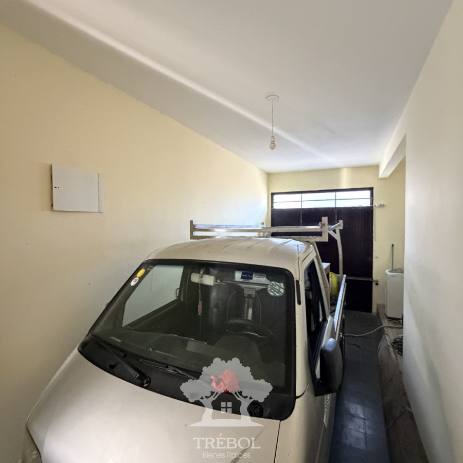 Casa ID.231 - Venta Casa 3 Dormitorios Goes Montevideo C