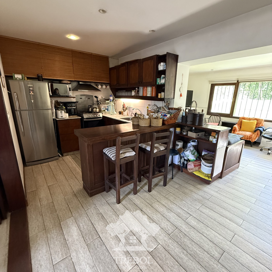 Casa ID.52 - Venta Casa 2 o 5 Dormitorios Buceo Montevideo B