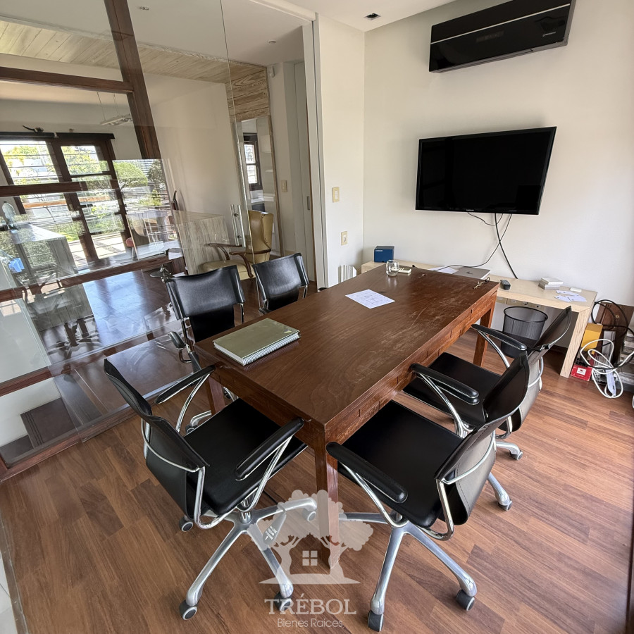 Casa ID.52 - Venta Casa 2 o 5 Dormitorios Buceo Montevideo B