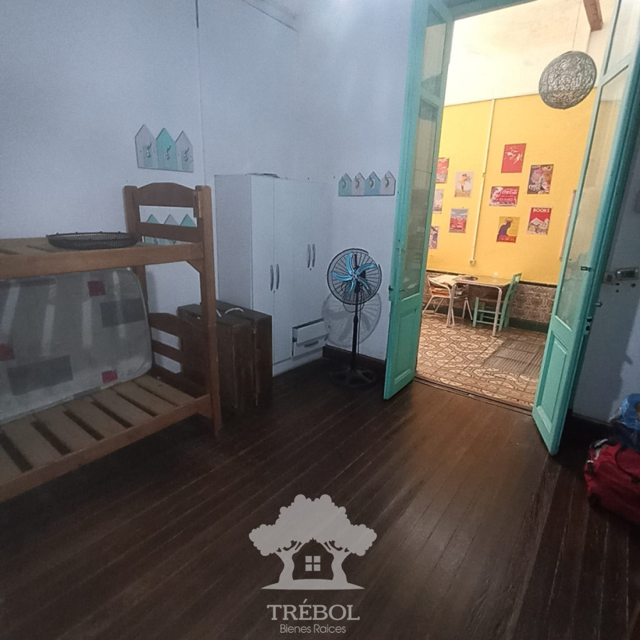 Casa ID.162 - Alquiler Casa 5 Dormitorios Tres Cruces Montevideo D