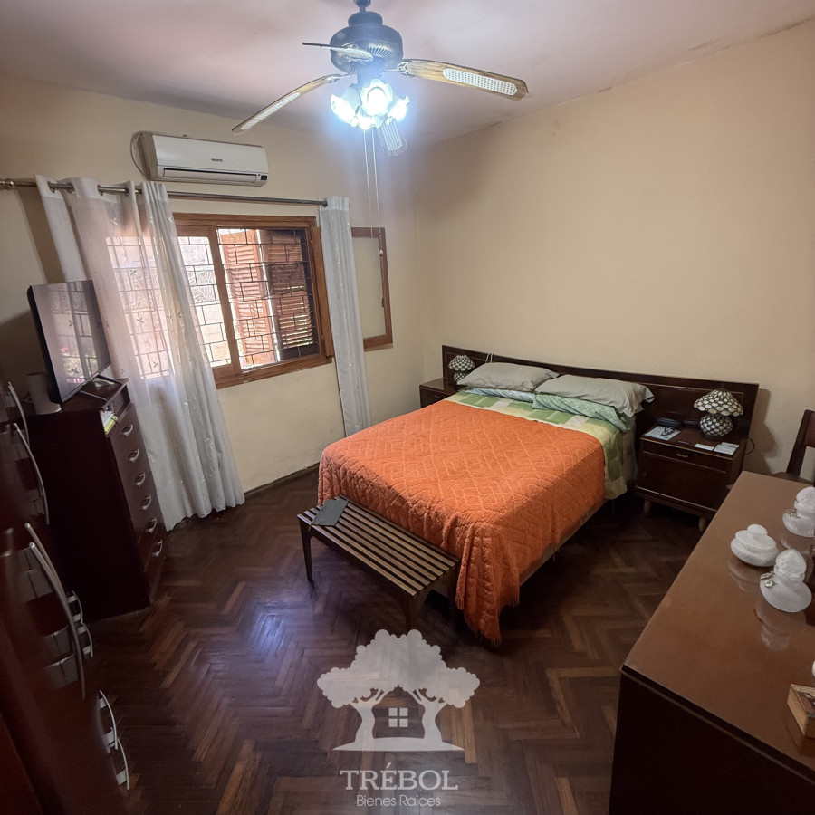 Casa ID.116 - Venta 2 Casas Villa Española Montevideo B