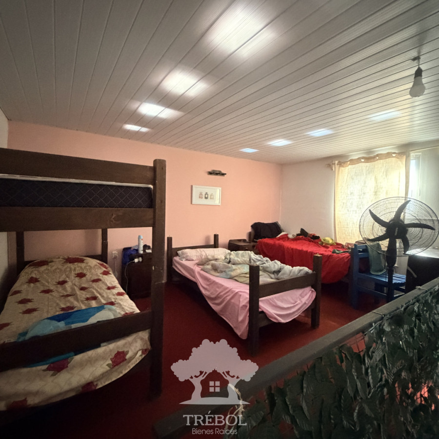 Casa ID.375 - Venta Casa Residencial estudiantil 5 Dormitorios Aguada Montevideo G