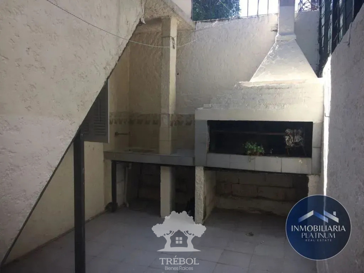 Casa ID.229 - Alquiler Casa 4 Dormitorios Dormitorios La Blanqueada Montevideo D