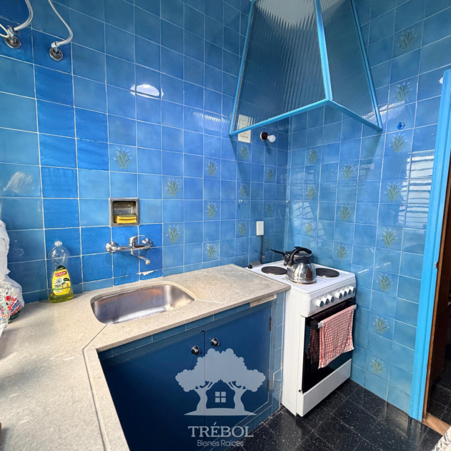 Casa ID.433 - Venta Casa 2 Dormitorios y Escritorio con Garaje Pérez Castellanos Montevideo V 