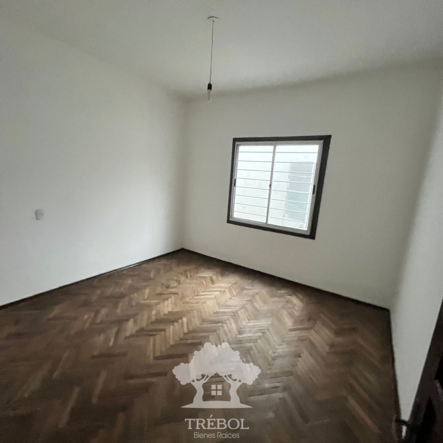 Casa ID.28 - Venta Casa 2 Dormitorios La Blanqueada Montevideo V 