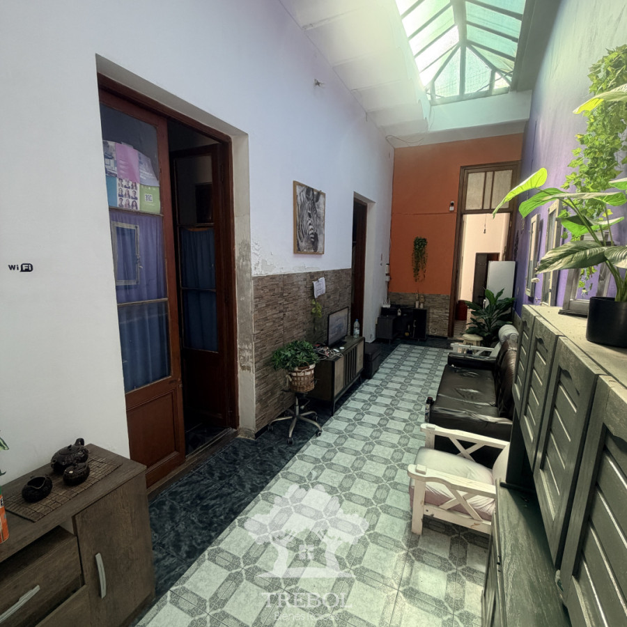 Casa ID.375 - Venta Casa Residencial estudiantil 5 Dormitorios Aguada Montevideo G