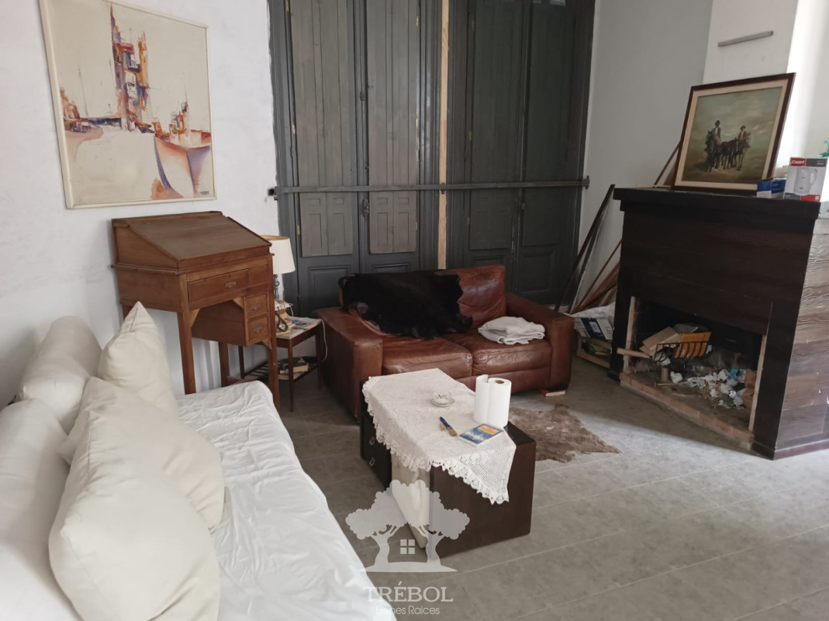 Casa ID.131 - Venta Casa 2 Dormitorios Ciudad Vieja Montevideo V 