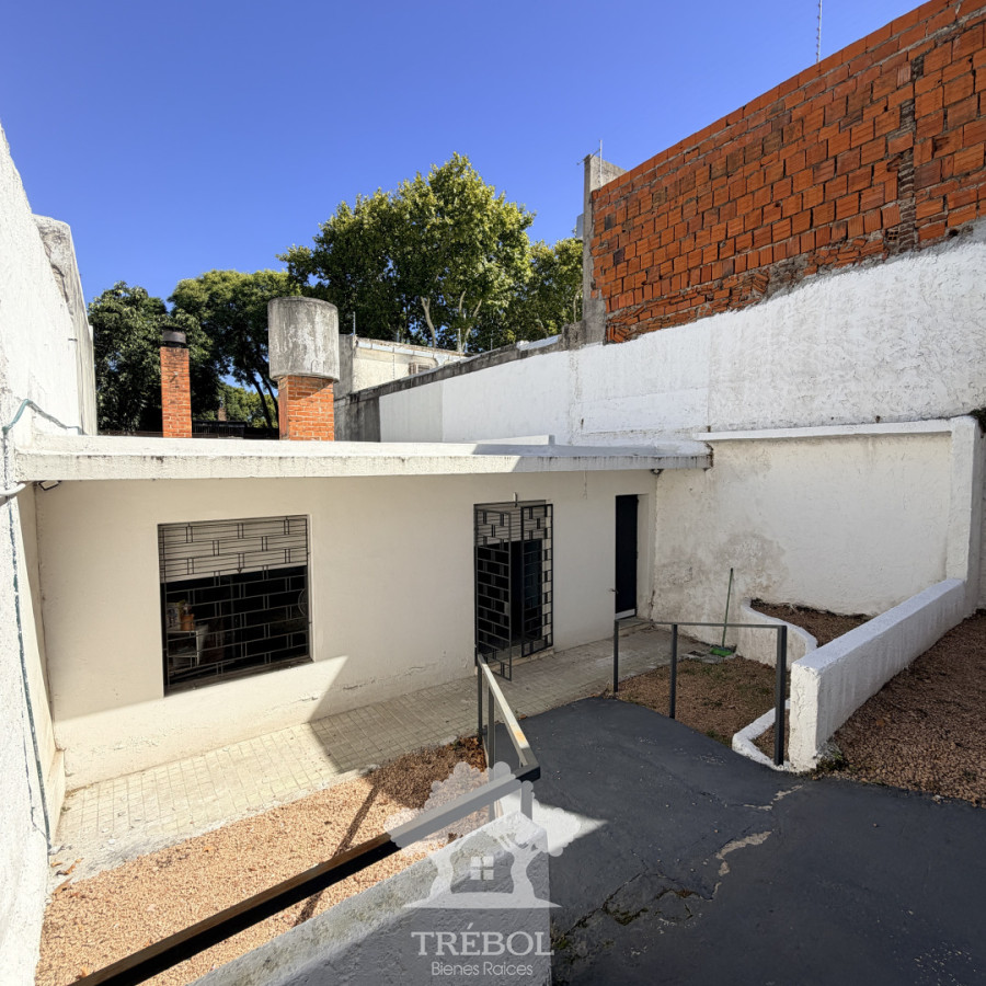 Casa ID.231 - Venta Casa 3 Dormitorios Goes Montevideo C