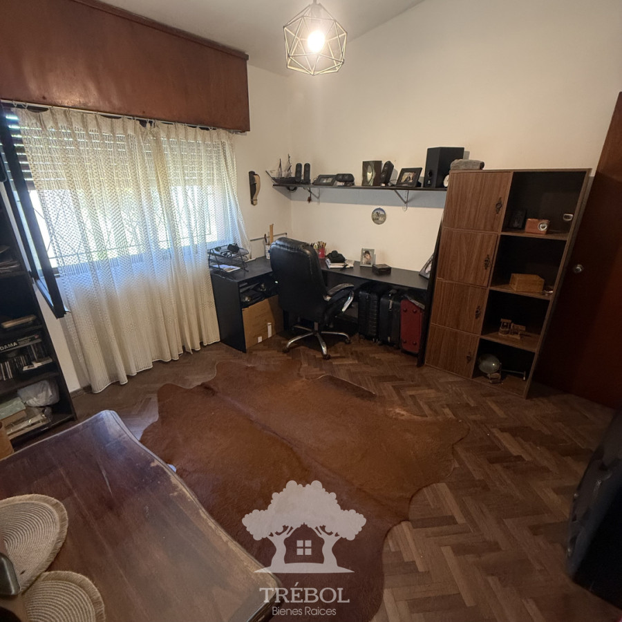 Casa ID.143 - Venta casa 2 dormitorios Villa Española Montevideo B