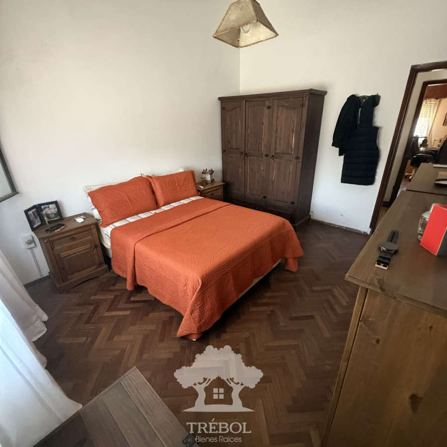 Casa ID.143 - Venta casa 2 dormitorios Villa Española Montevideo B