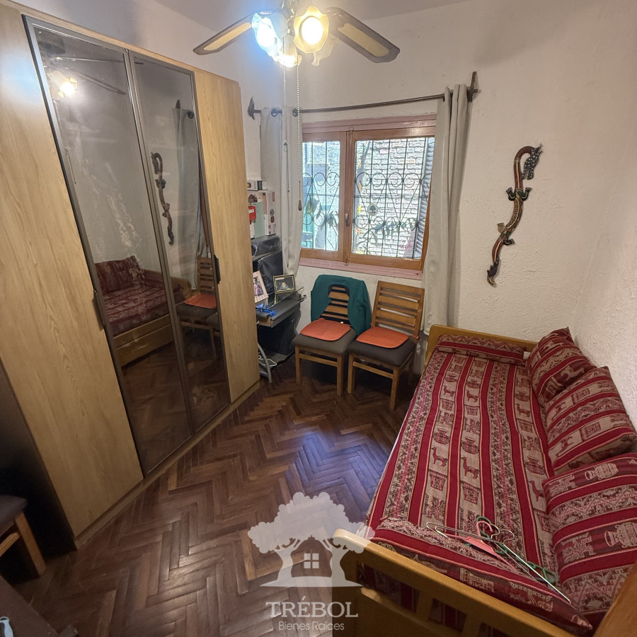 Casa ID.116 - Venta 2 Casas Villa Española Montevideo B