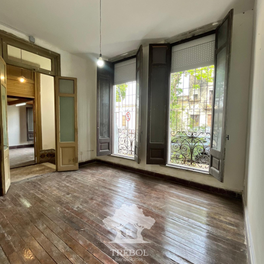 Casa ID.100 - Alquiler Casa 6 Dormitorios Aguada Montevideo V 