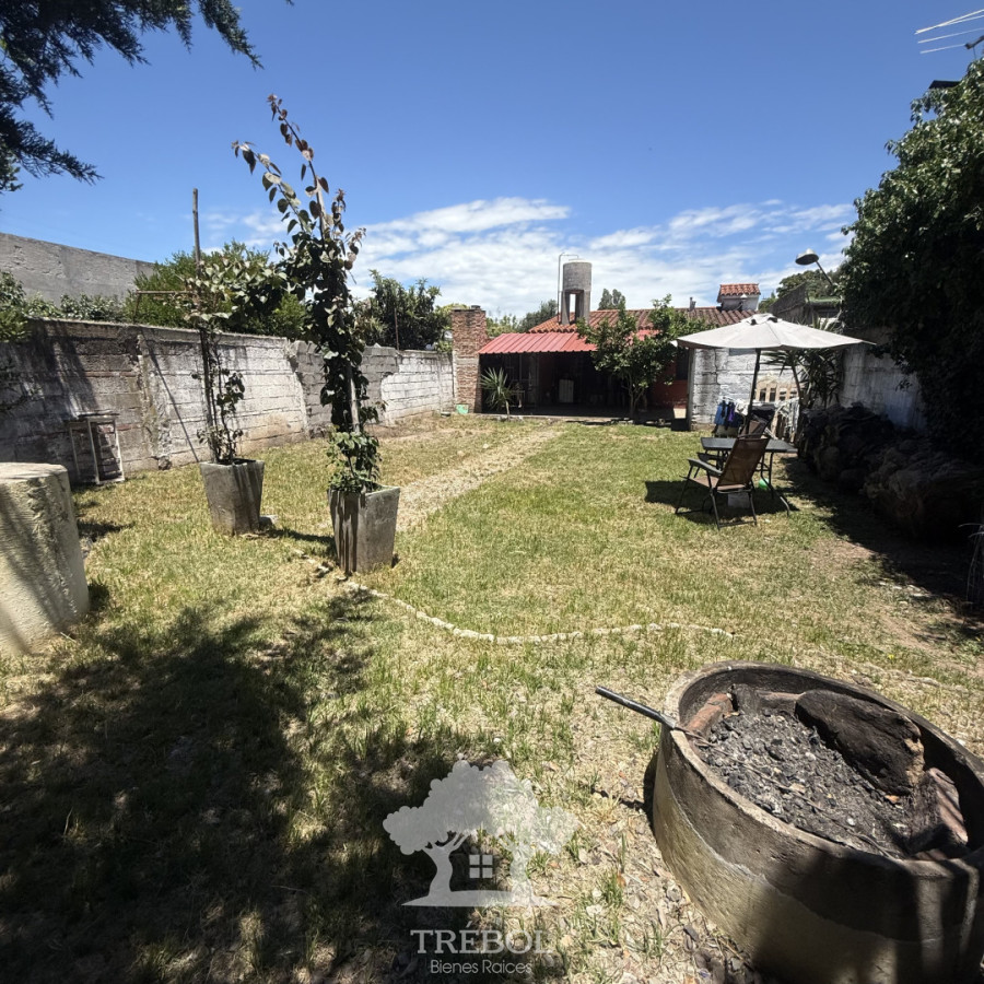 Casa ID.143 - Venta casa 2 dormitorios Villa Española Montevideo B