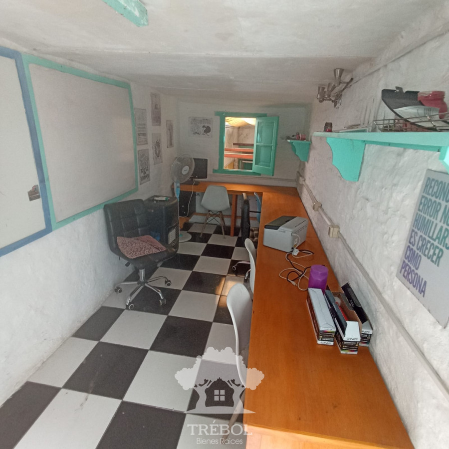 Casa ID.162 - Alquiler Casa 5 Dormitorios Tres Cruces Montevideo D