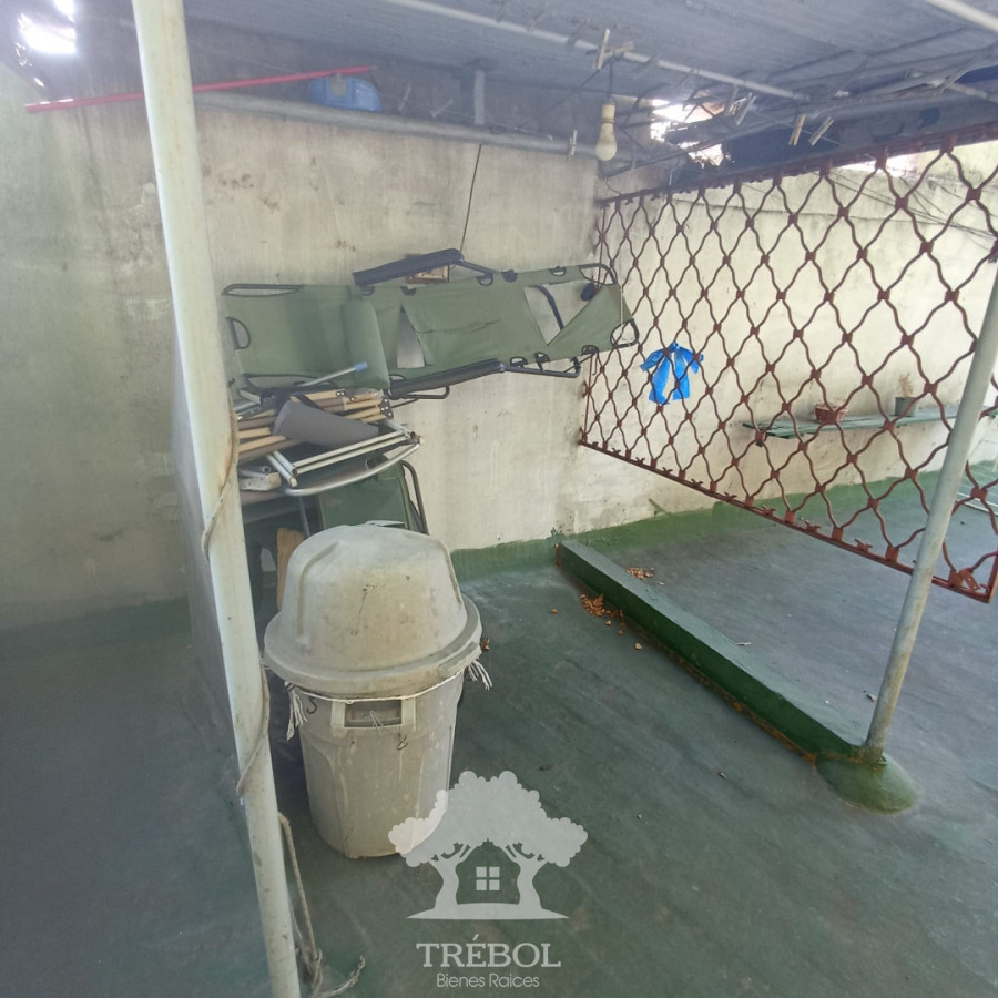 Casa ID.162 - Alquiler Casa 5 Dormitorios Tres Cruces Montevideo D