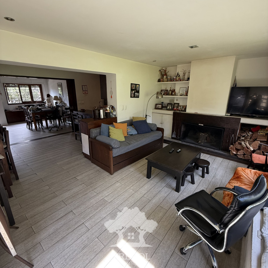 Casa ID.52 - Venta Casa 2 o 5 Dormitorios Buceo Montevideo B