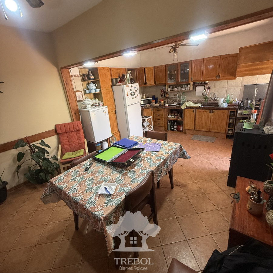 Casa ID.116 - Venta 2 Casas Villa Española Montevideo B