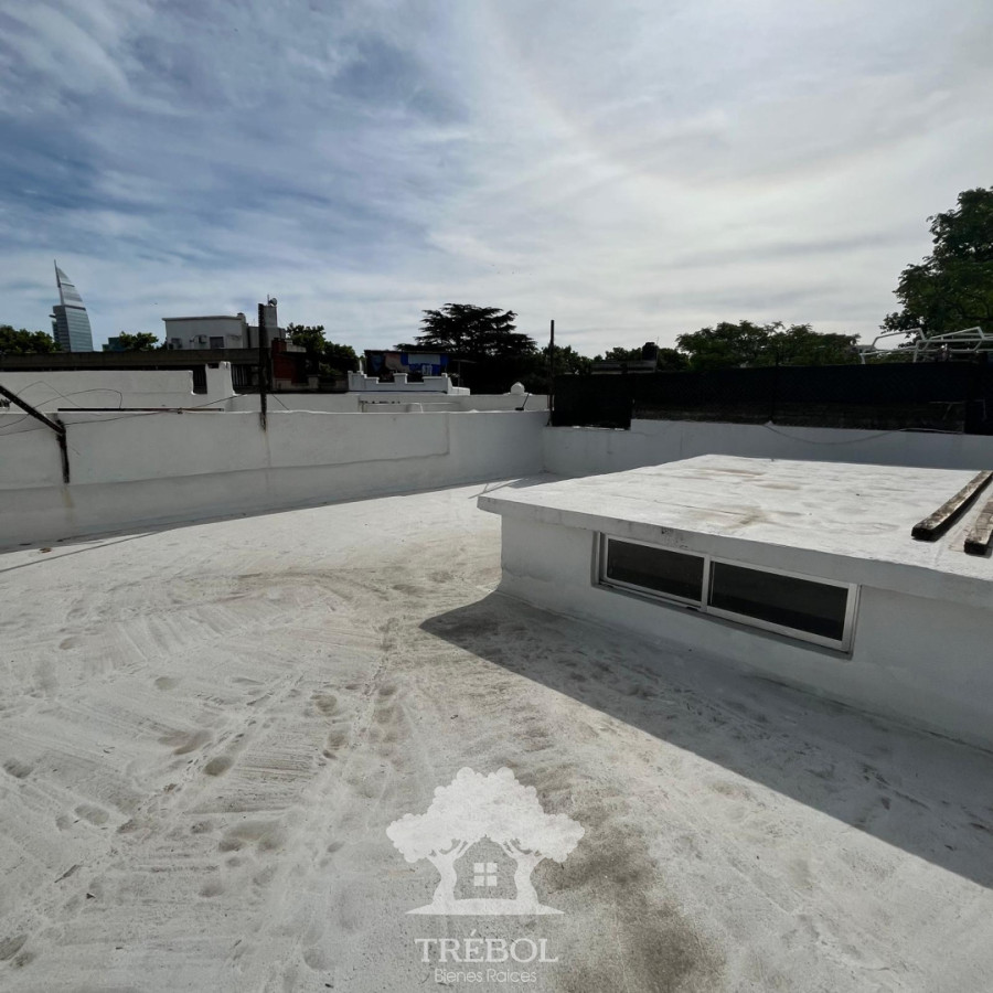 Casa ID.100 - Alquiler Casa 6 Dormitorios Aguada Montevideo V 