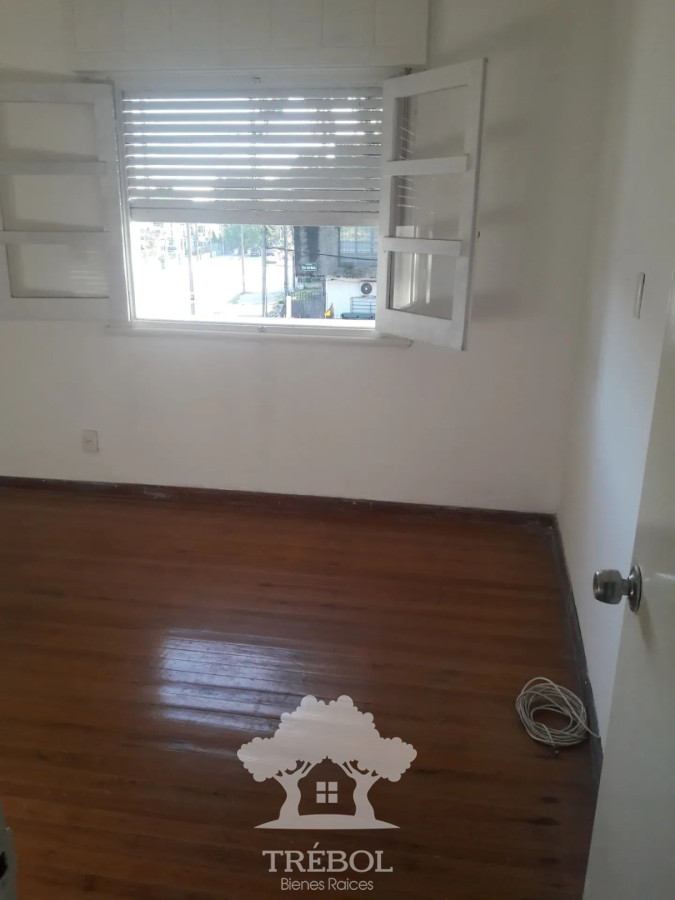 Casa ID.413 - Alquiler Casa 1 Dormitorios Brazo Horiental Montevideo D