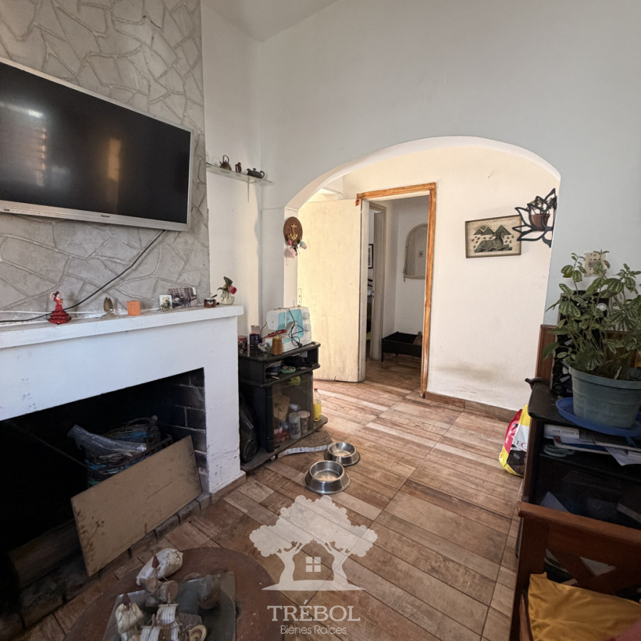 Casa ID.26 - Venta  Casa con Garaje y dos Apartamentos al fondo rentados Carrasco Norte Montevideo V