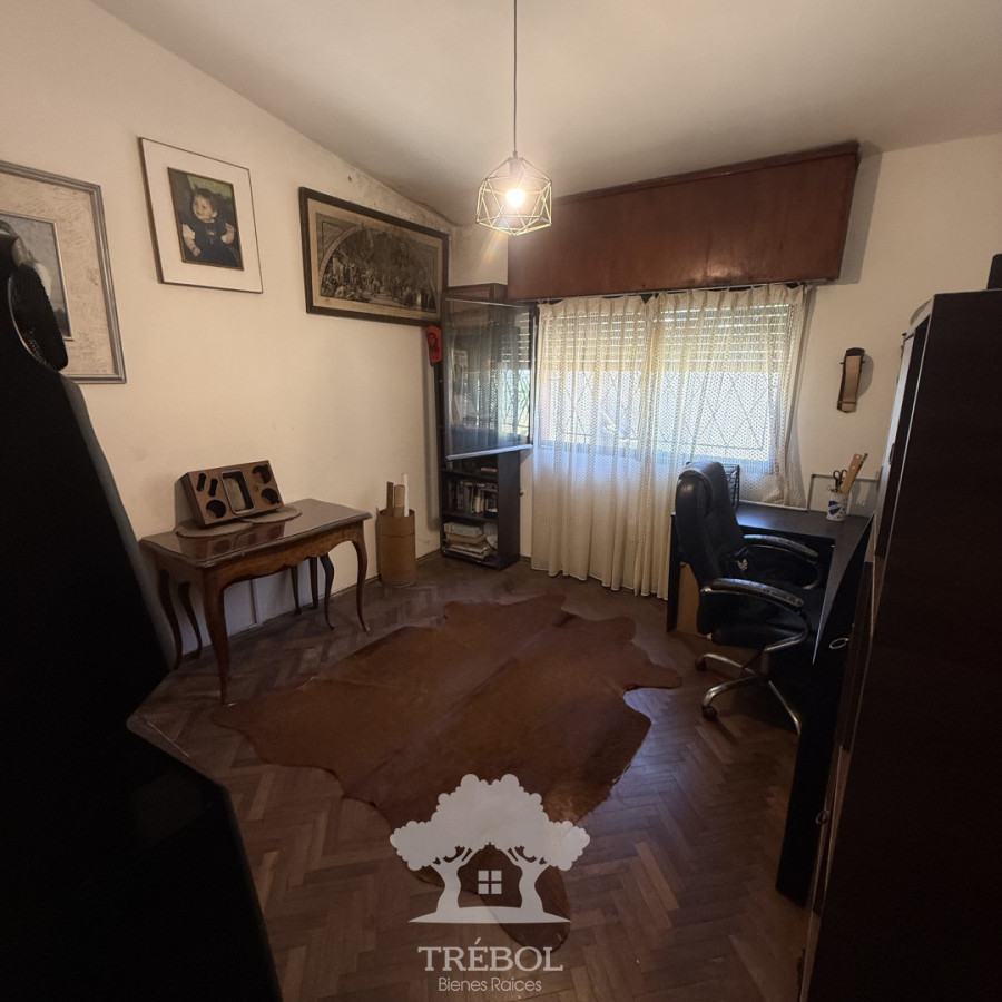 Casa ID.143 - Venta casa 2 dormitorios Villa Española Montevideo B