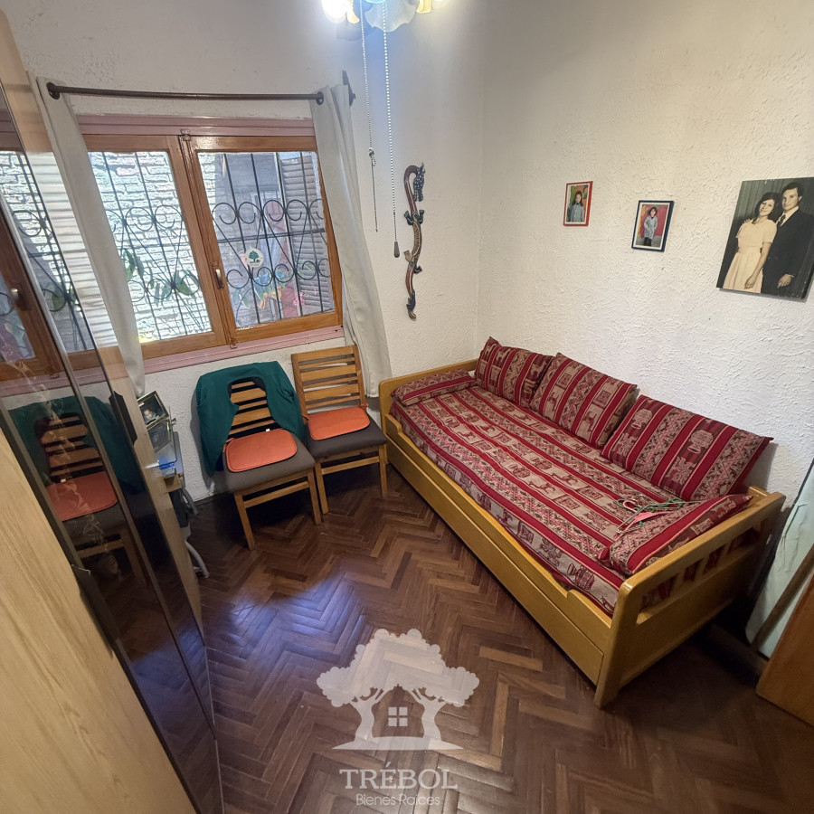 Casa ID.116 - Venta 2 Casas Villa Española Montevideo B