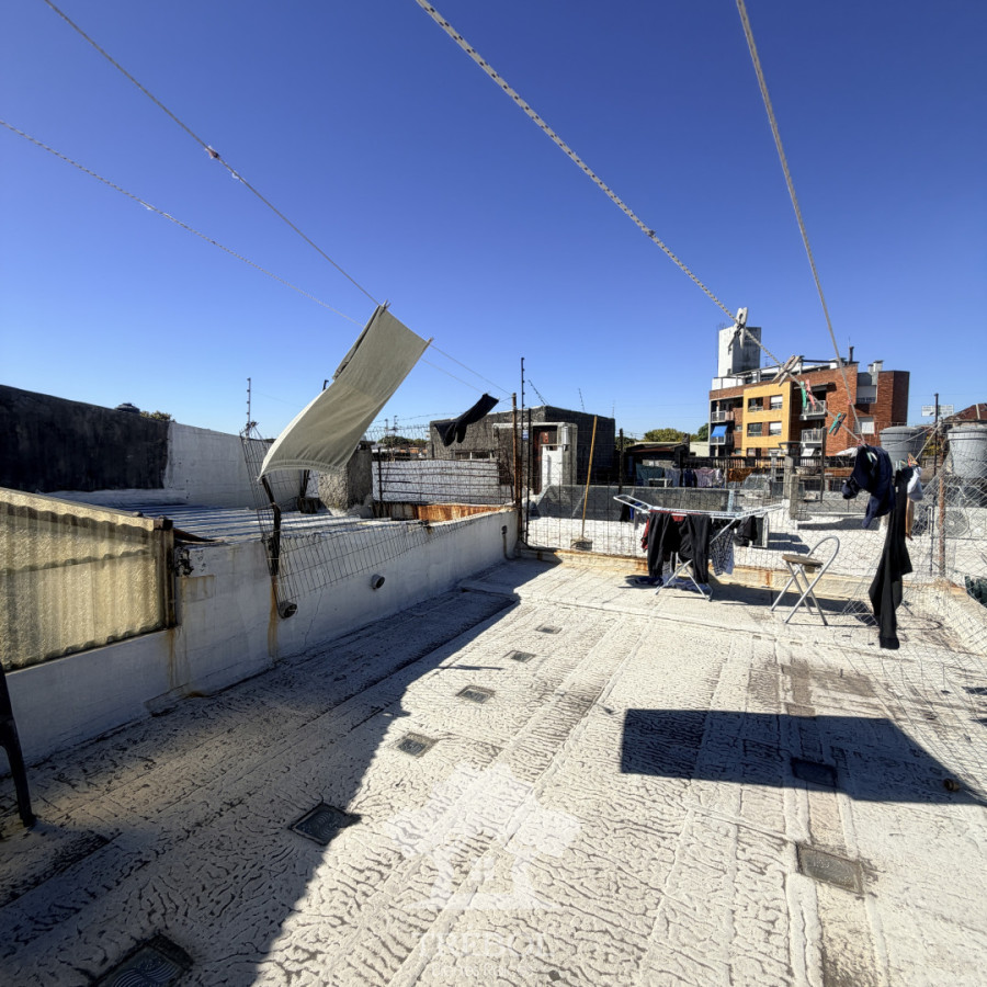 Casa ID.375 - Venta Casa Residencial estudiantil 5 Dormitorios Aguada Montevideo G