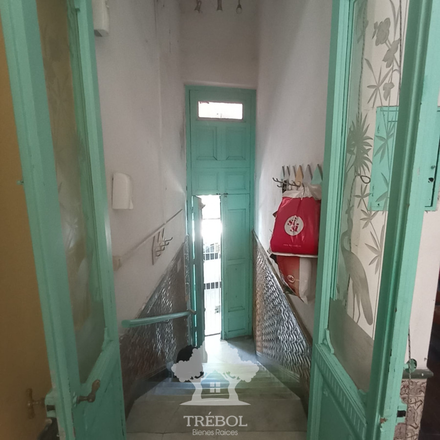 Casa ID.162 - Alquiler Casa 5 Dormitorios Tres Cruces Montevideo D