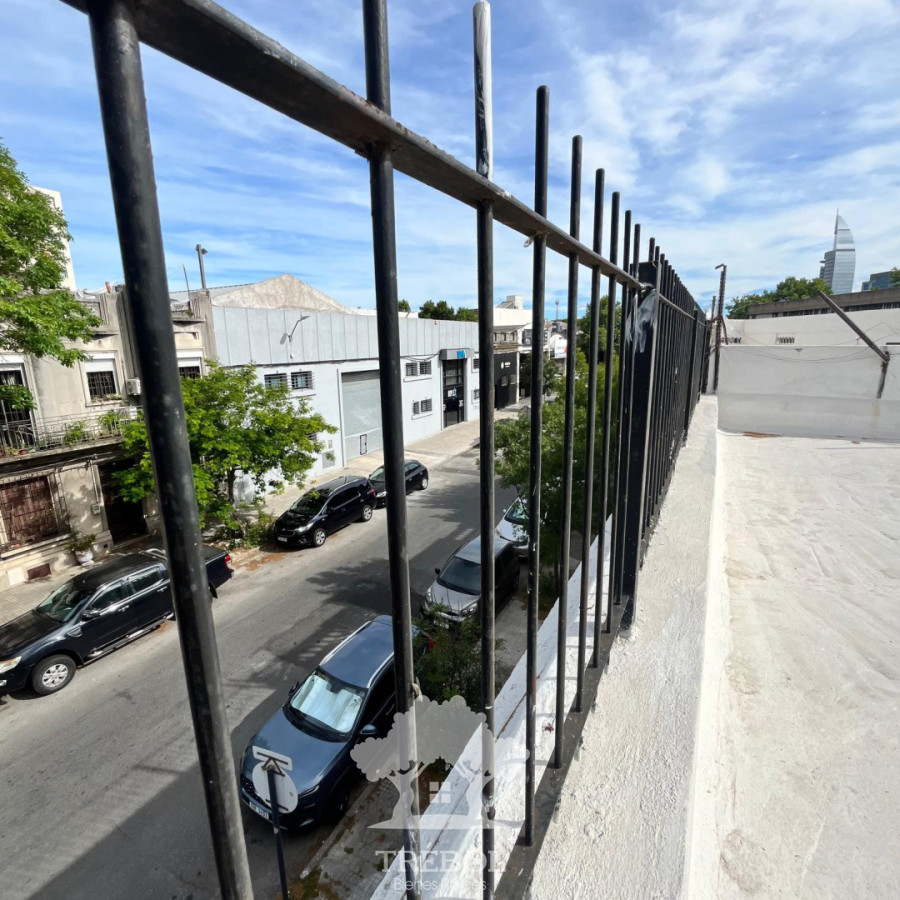 Casa ID.100 - Alquiler Casa 6 Dormitorios Aguada Montevideo V 