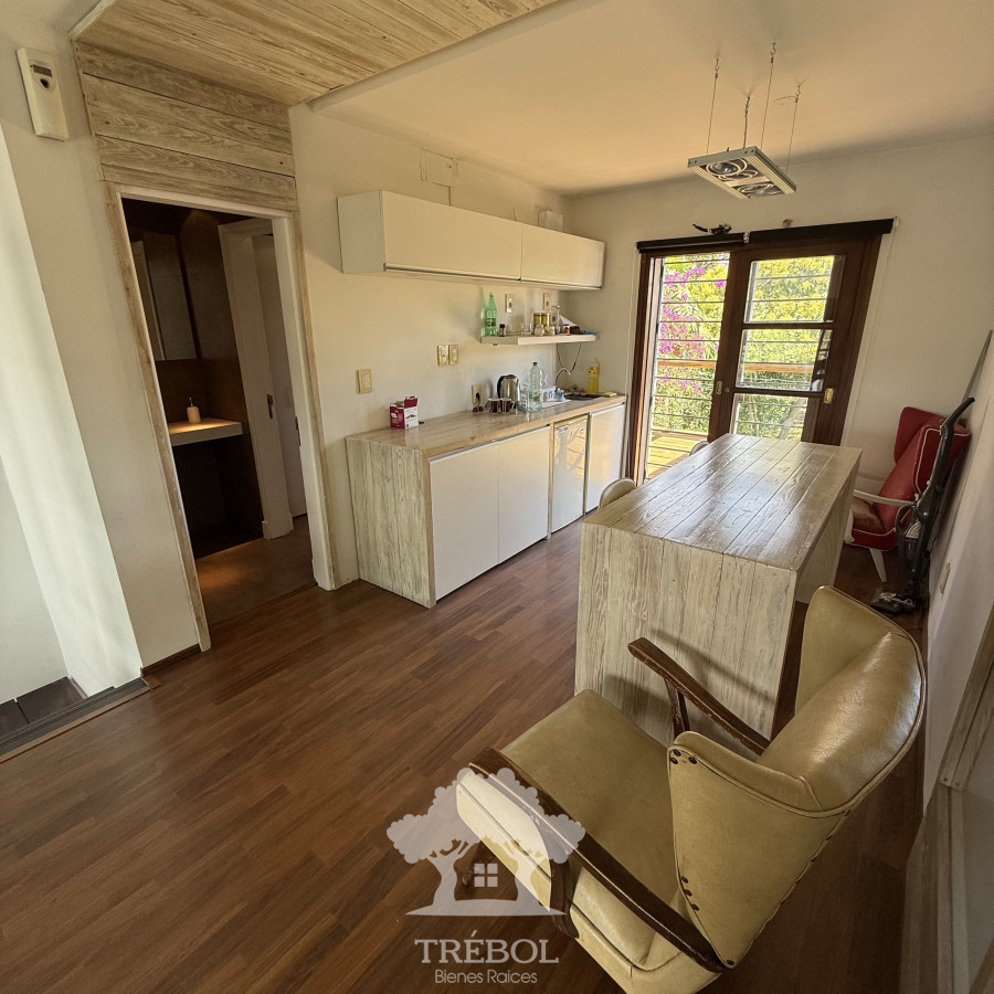 Casa ID.52 - Venta Casa 2 o 5 Dormitorios Buceo Montevideo B