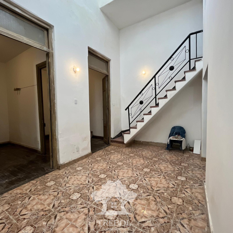 Casa ID.100 - Alquiler Casa 6 Dormitorios Aguada Montevideo V 