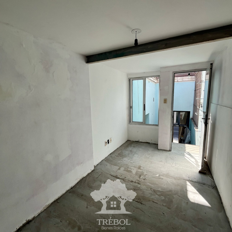 Casa ID.131 - Venta Casa 2 Dormitorios Ciudad Vieja Montevideo V 