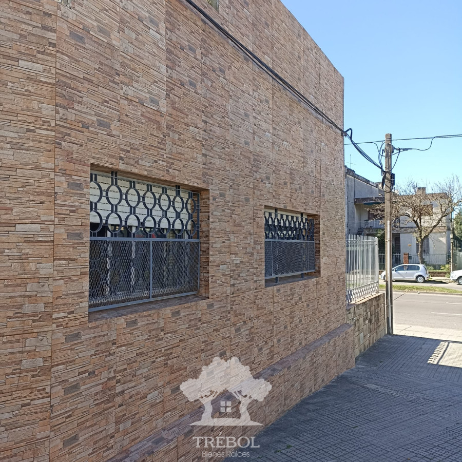 Casa ID.24 - Venta Casa 3 Dormitorios La Blanqueada D