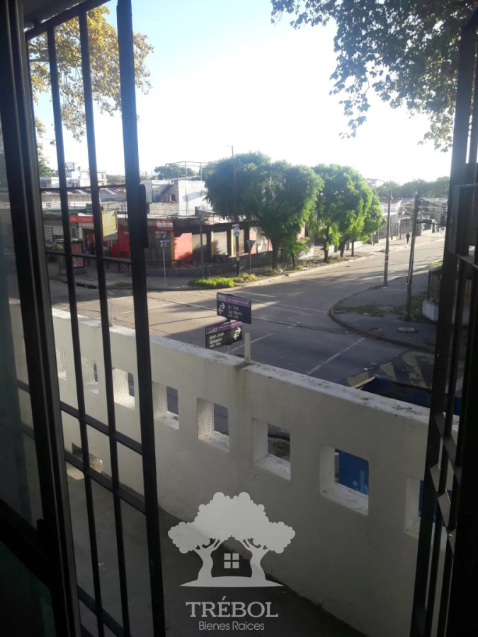 Casa ID.413 - Alquiler Casa 1 Dormitorios Brazo Horiental Montevideo D